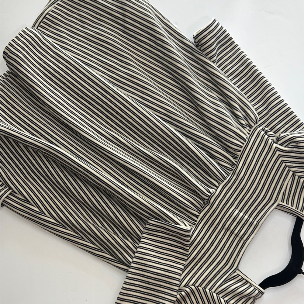 Vignette Black and White Striped Dress - Picture 5 of 9